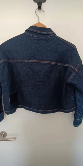 Chaqueta vaquera Adolfo Domínguez oversize y crop