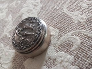 Portatabacco Argento 800 con bassorilievo
