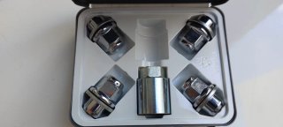 Tornillos seguridad ruedas Toyota Lexus