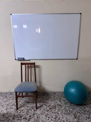 Pizarra blanca grande 100 x 150 cm – 25€
