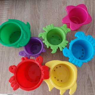 Cubos de baño apilables marinos