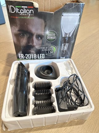 Cortapelos IDItalian Design ER-2018 LED