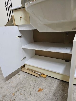 Mueble de baño con lavabo de mármol