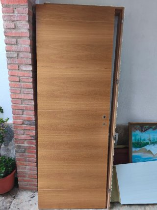 Puerta de paso 72cm con galces de 11cm