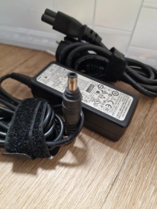 Caricabatterie portatile Acer 19V 2.1A