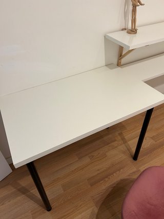 Escritorio Ikea Blanco y Negro