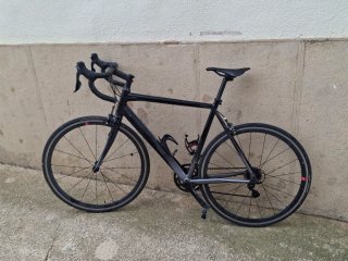 Bicicleta de carretera Megamo Negra