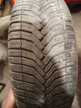 4 Neumáticos Crossclimate 215/55/17