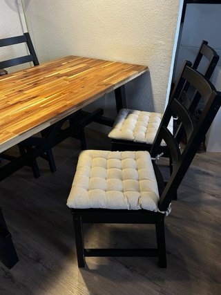 Tavolo da pranzo SKOGSTA IKEA e 4 sedie Nordviken