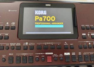 Teclado Korg PA700 Profesional Arranger