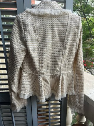 Chaqueta Mango Talla S flecos beige