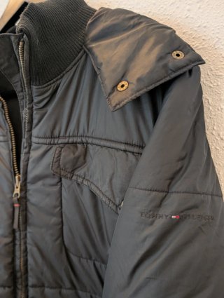 Chaqueta Tommy Hilfiger Negra Talla L