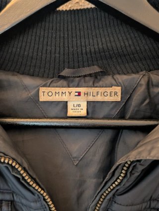 Chaqueta Tommy Hilfiger Negra Talla L
