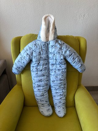Buzo de bebé con estampado de pingüinos