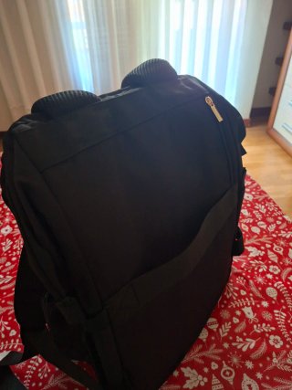 Mochila Negra Elegante con Neceser Nuevo