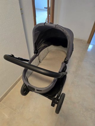 Easywalker Harvey 3 gris – capazo + silla