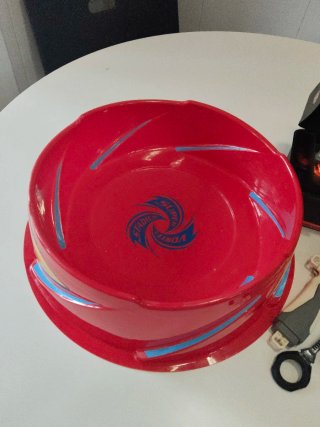 Beyblade Arena y Lanzadores