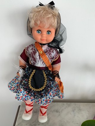 Muñeca antigua aragonesa sin usar