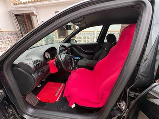SEAT Leon Cupra R