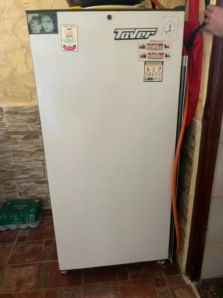Frigorífico a gas 1,2m alto