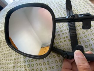 Espejo retrovisor adicional para coche
