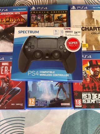 PS4 con Mandos y Juegos