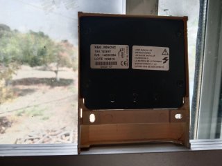 Placa solar con regulador