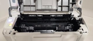 Stampante HP LaserJet M110w Bianca
