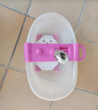 Bañera de juguete con botón musical