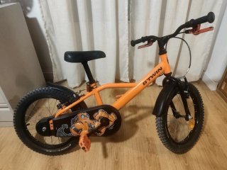 Bicicleta infantil Btwin Robot 16 pulgadas naranja