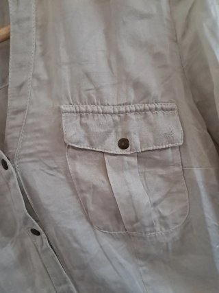 Camisa de botones beige talla S