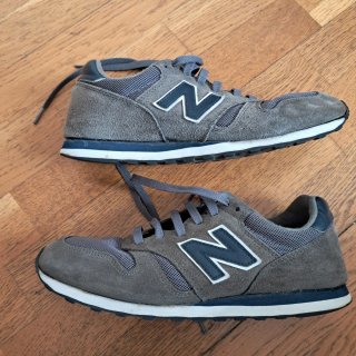 Zapatillas New Balance grises ***SOLO ENVIO***