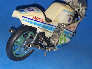 Guiloy 1:10 Yamaha TZ250L Christian Sarron 1984