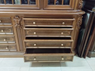 Vitrina de comedor madera y cristal