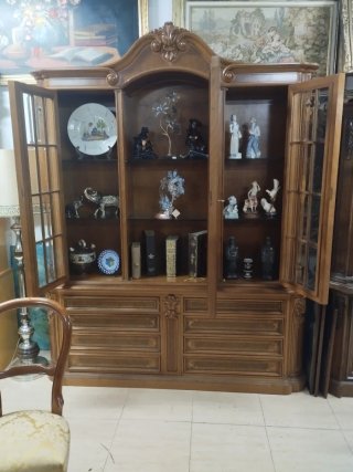 Vitrina de comedor madera y cristal
