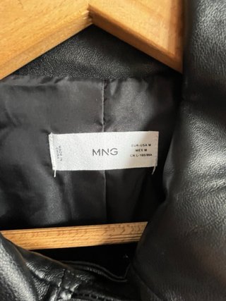 Cazadora cuero Mango Talla M