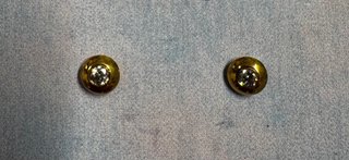 Pendientes oro 18k  recién nacida 1 (el par 80€)