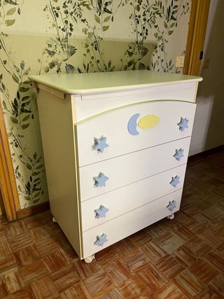 Cómoda cambiador bebé + bañera con ruedas
