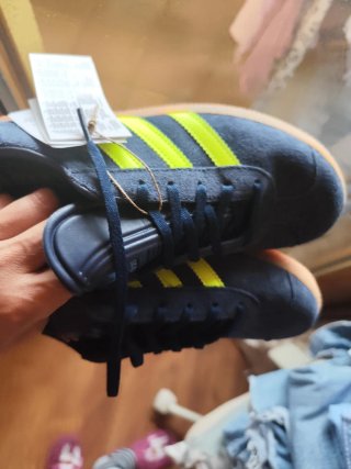 Zapatillas Adidas Gazelle Talla 38.5,con caja,nuev