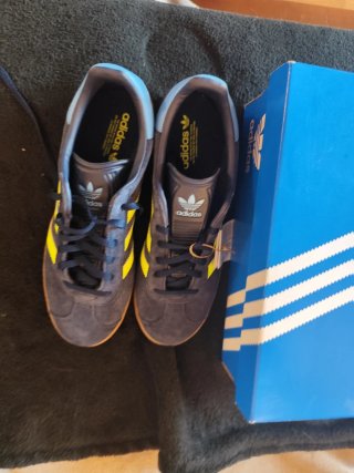 Zapatillas Adidas Gazelle Talla 38.5,con caja,nuev