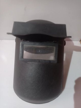 Pantalla de soldar negra