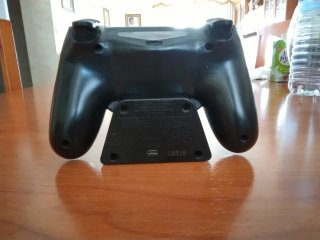 Soporte y Mando PS4 Decorativo