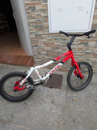 Bicicleta Trial DOX Rossa e Bianca