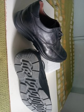 Zapatos de vestir negros Talla 40