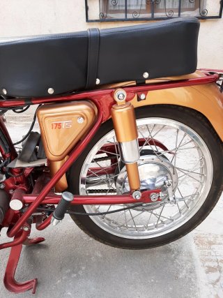 Ducati 175 TS Mototrans clásica Restauración compl