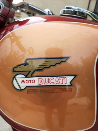 Ducati 175 TS Mototrans clásica Restauración compl
