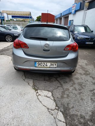 Opel Astra 2015