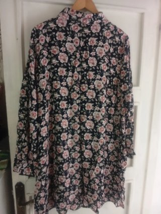 Vestido floral manga larga