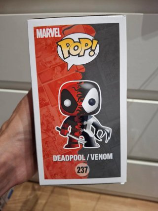 Funko Pop! Marvel Deadpool/Venom 237