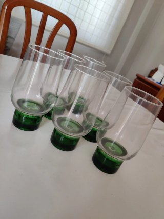 Juego de 6 vasos de cristal verde